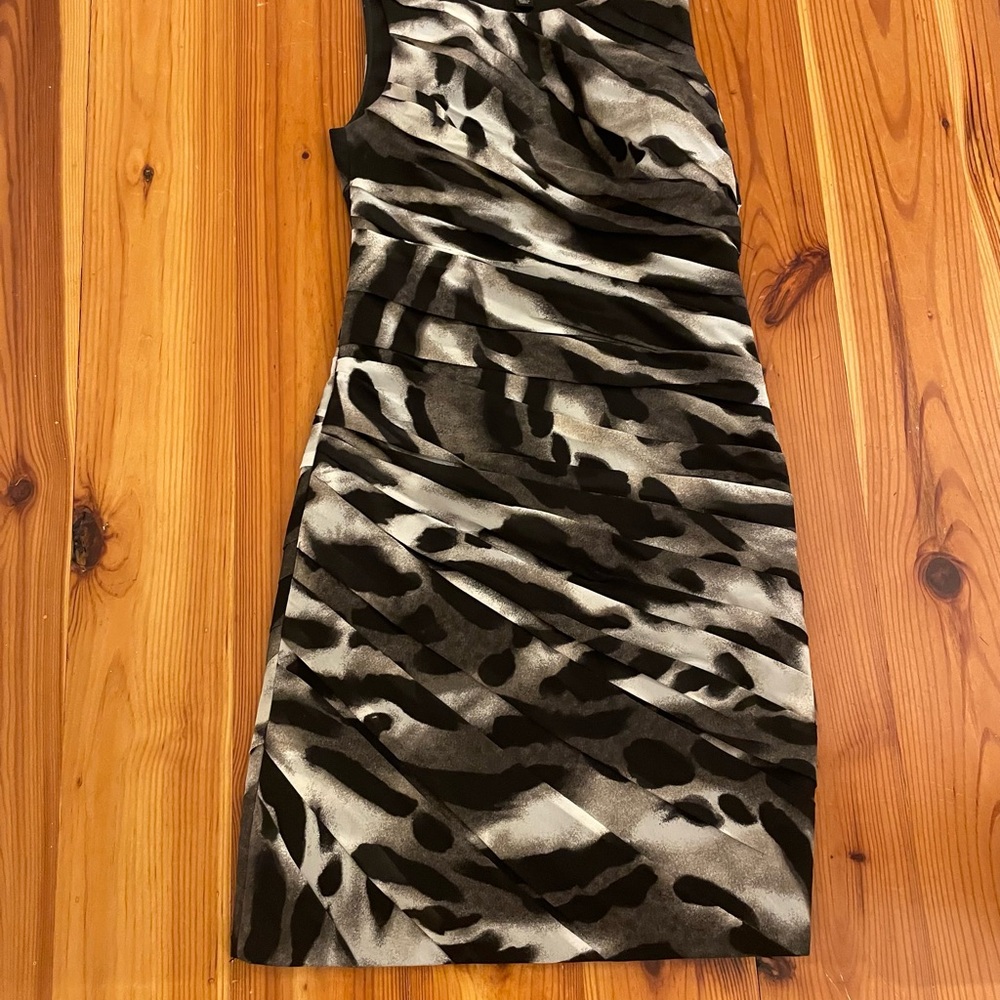 Ann Taylor Black and Gray Patterned Dress